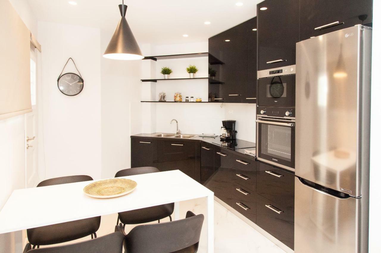 Luxurious Apartment In Athens Downtown Bagian luar foto