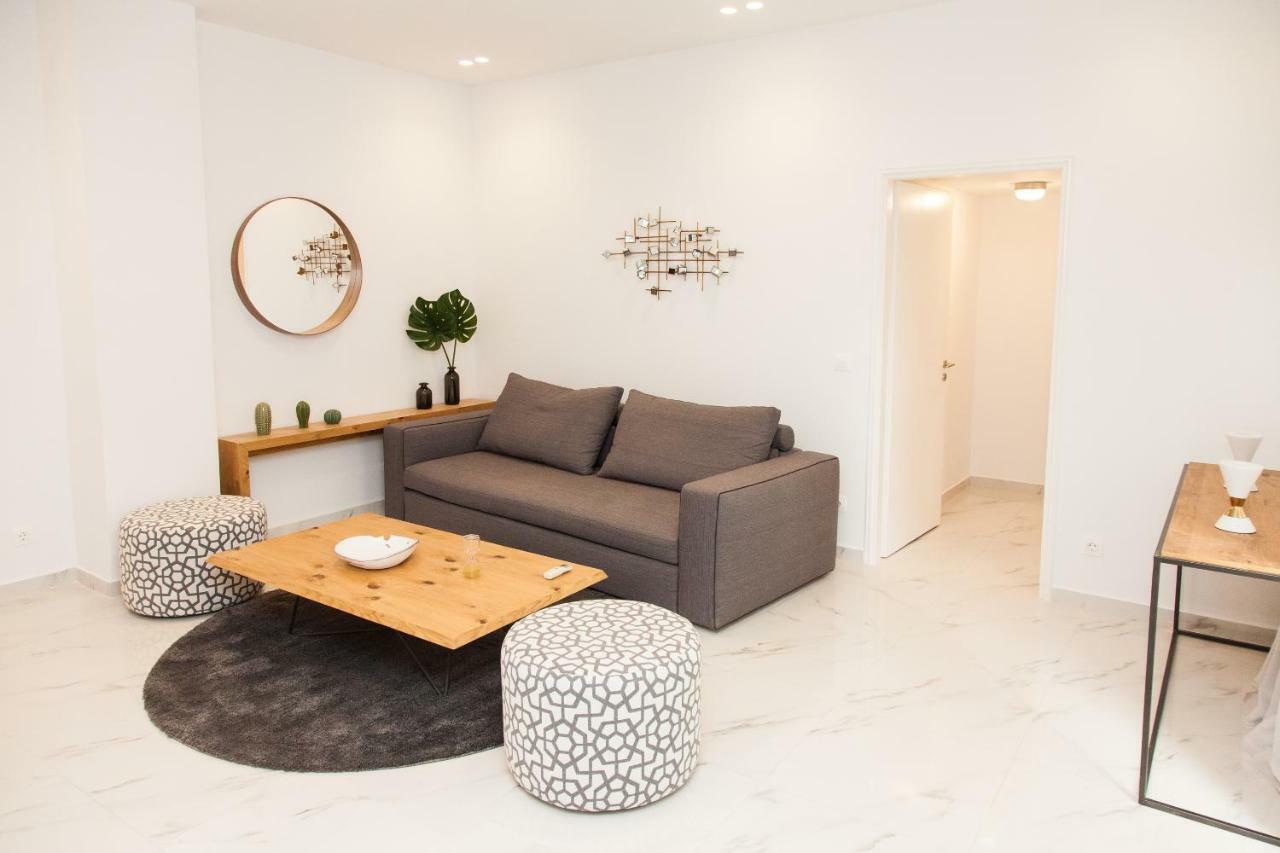 Luxurious Apartment In Athens Downtown Bagian luar foto