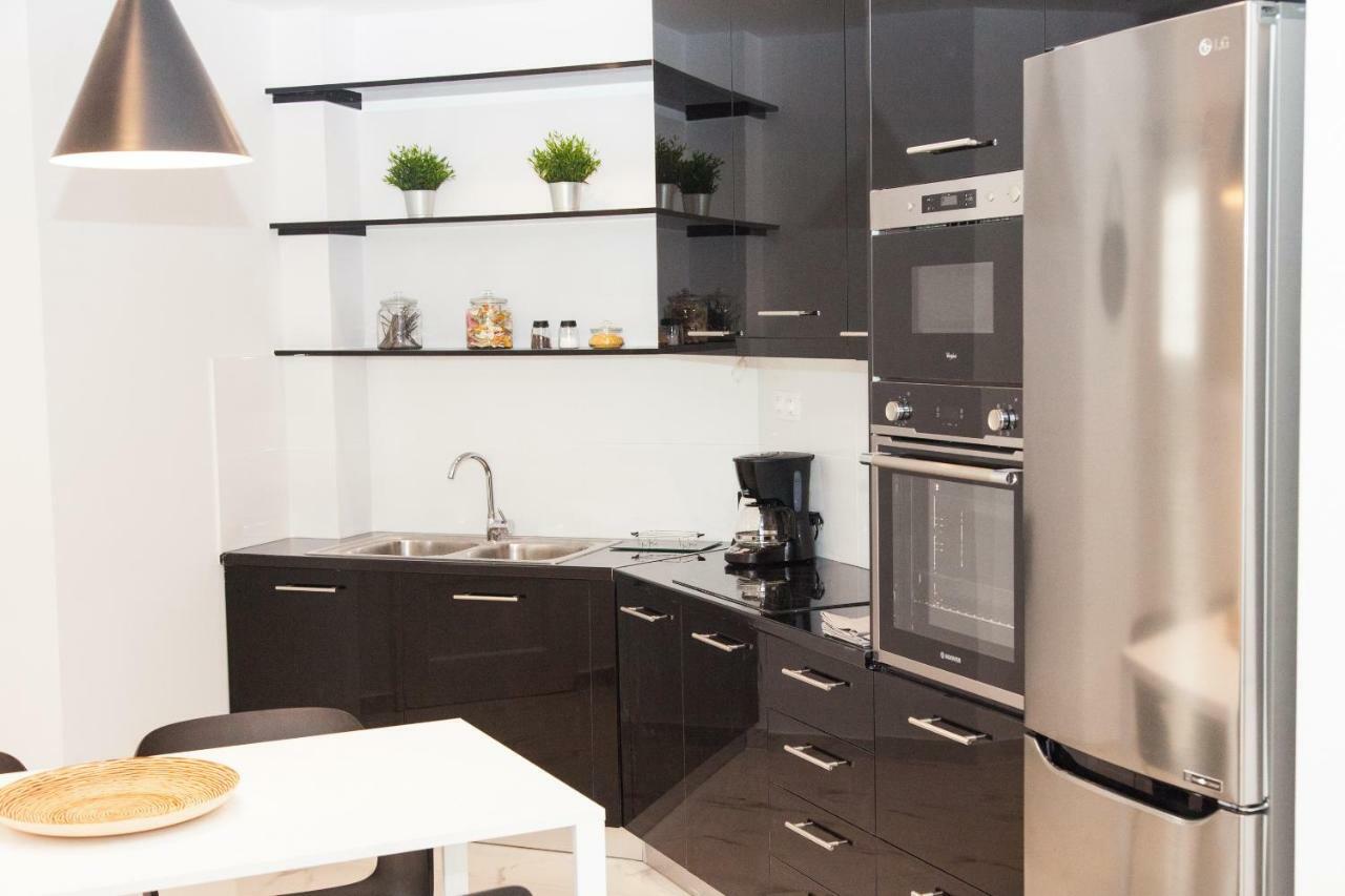 Luxurious Apartment In Athens Downtown Bagian luar foto